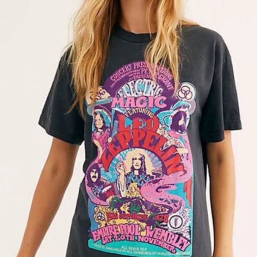 Free People Graphic Tee